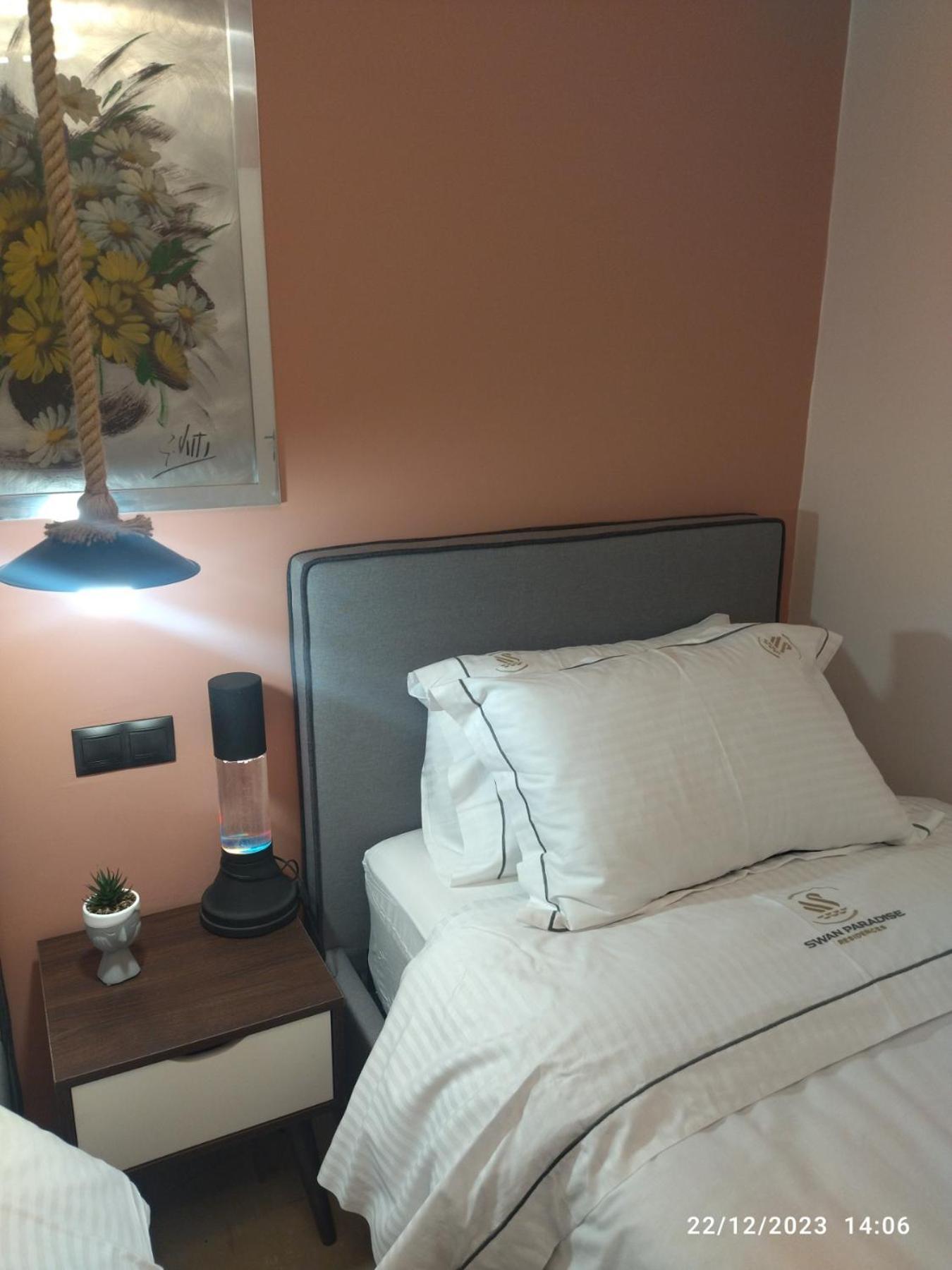 Swan Paradise Glyfada Apartment Atenas Exterior foto
